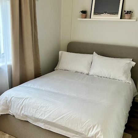 House With Garden And Parking 15 Min To City Center Edimburgo Exterior foto